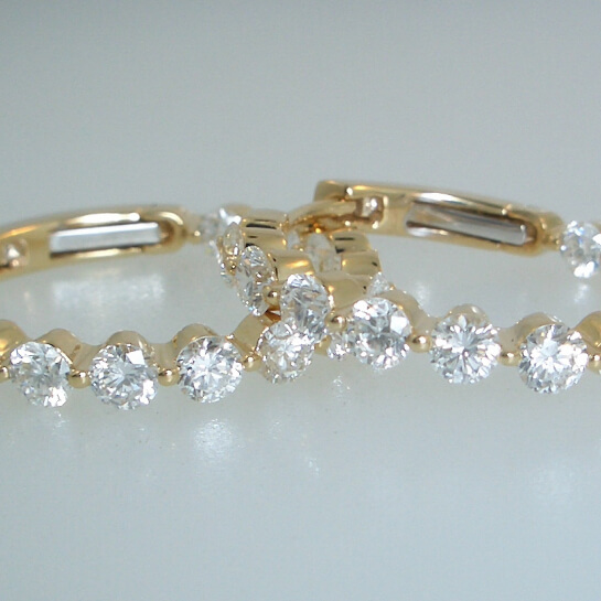 Bar-Set Diamond Hoops