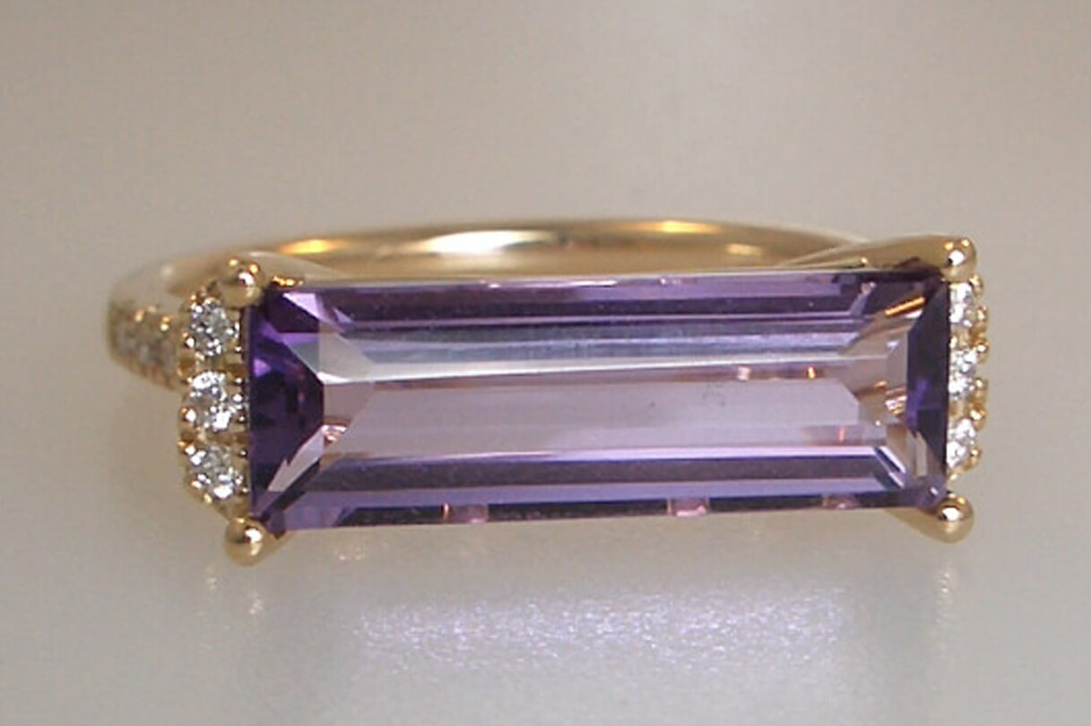 Elongated Amethyst Ring