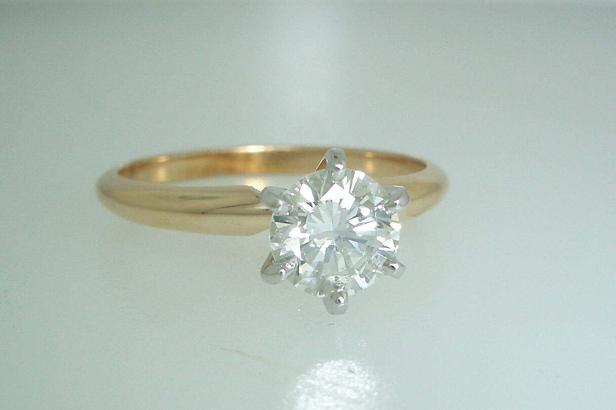 14k Yellow Gold Solitaire