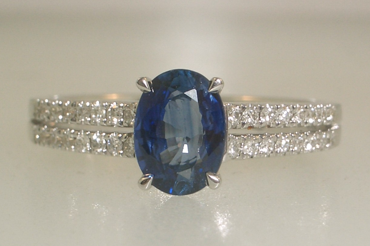 Sapphire ring